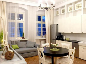 Exclusive Old Town Apartment by Noclegi Renters